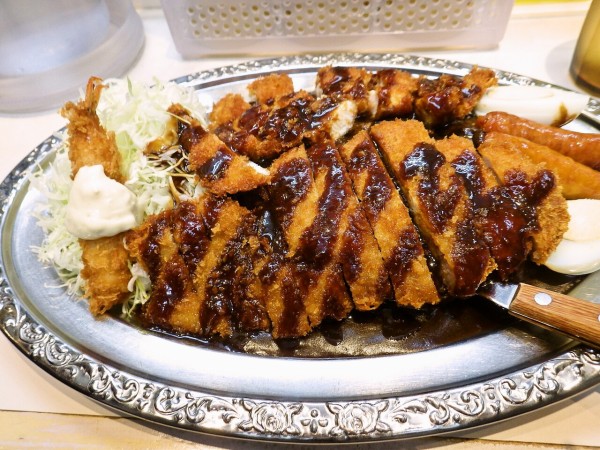 高田馬場駅の向かいにあるゴーゴーカレーでメジャーカレーの中を 高田馬場 寝溜め食い溜め