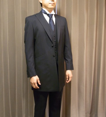 フォーマルのショートフロックコート メンズ レディース オーダースーツ東京コンシェルジュ