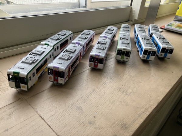 ［☆送料無料☆］プラレール凄くたくさんを！まとめて！ プラレール 大量 超お買い得 転車台から連結して 何処でも行ける変形