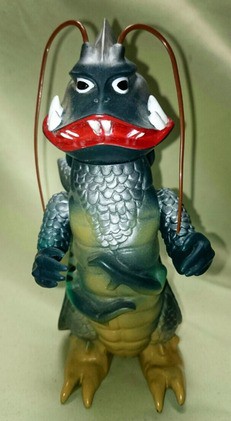 ソフビ》俺はB型 的・怪獣怪人大百科【こ】岩谷産業(c)の円谷 ソフビ》俺はB型 的・怪獣怪人大百科【こ】岩谷産業(c)の円谷