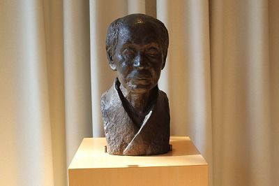 彫刻 ブロンズ レリーフ 馬 田中昭 日展彫刻会会員