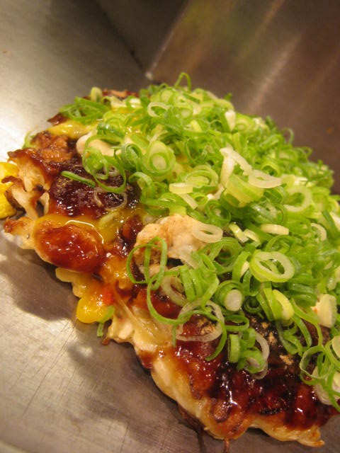 きじ 女一人 カウンターで牛すじを食す お好み焼き きじ 丸の内 資格ゲッターが行く