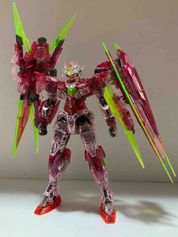 RG ダブルオークアンタフルセイバー（トランザムクリア
