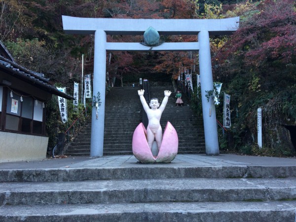 犬山の桃太郎伝説 蘇竜聖園