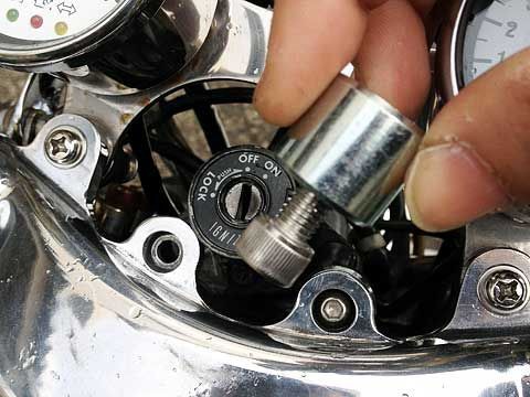 sr400 WM トップブリッジハンドルストッパーキーボックスオフセット