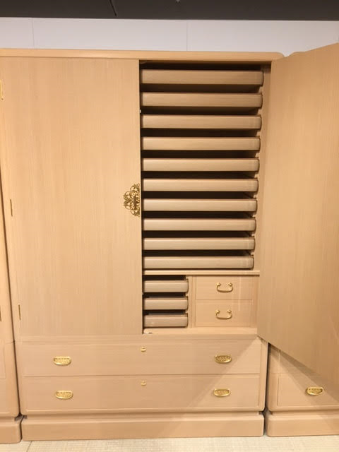 桐たんすの種類 : 匠大塚 春日部本店