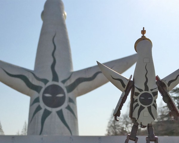3月17日店頭発売「超合金 太陽の塔のロボ Jr.」が大阪・万博記念公園へ 
