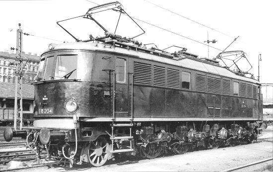 アーノルド製 DB（ドイツ） E19 12 急行型電気機関車 一部