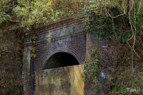 白石川ぞいで見つけたレンガ造りの古いトンネル 仙台人が仙台観光をしているブログ