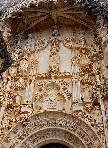 宮殿とアズレージョの旅 トマールのキリスト修道院 異邦人の食卓