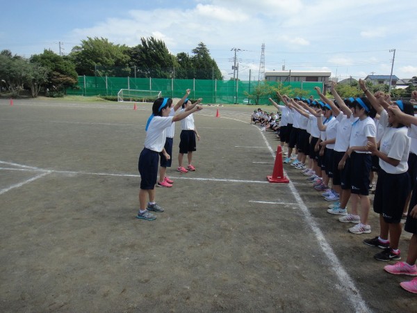 25 女子綱引き