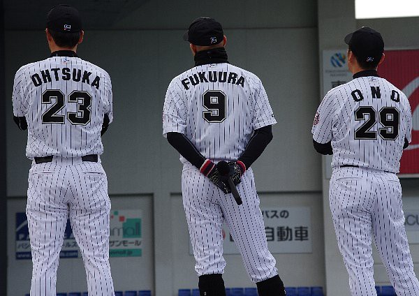千葉ロッテマリーンズ大塚明 23 ユニフォーム 全選手展開レプリカユニホーム ホーム（KIDS）/マリーンズ