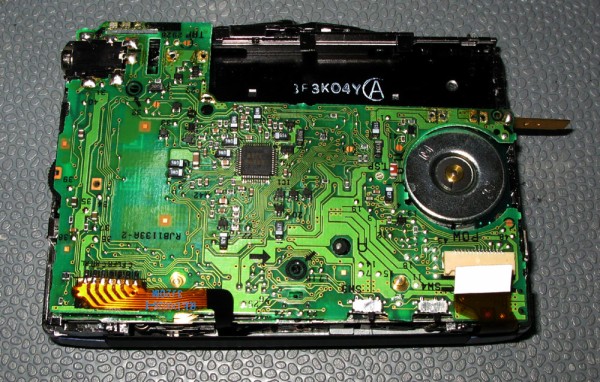 カセットプレーヤーRQ-S75分解 : フラットバーロードで行こう！