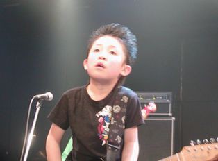 竜之介バンドqシューデビュー Taxman S Diner