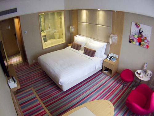香港パンダホテルの上層階めちゃ快適だった 下層階は評価が低いらしい 七つの海の探訪見聞録