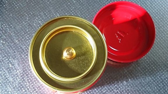 限定猫缶に魅せられて 2017 ジャンナッツ クリスマスブレンド2017 を購入しました Tea World