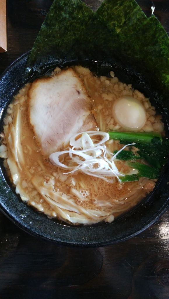 半チャンらーめん たまぞう 下柚木店 南大沢 青木悠真のラーメンと