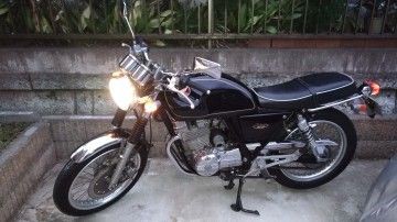 Gb250 クラブマン バッテリー交換 快調 自分でやるdiyの生活 電気工事から木工 第二種電気工事士試験のコツも