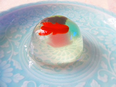 金魚鉢を覗いたみたいに涼しげなレモンゼリー【日本橋屋長兵衛の金魚