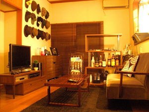 簡単 白い壁紙 茶色の床でおしゃれな部屋つくり Tempreformのblog