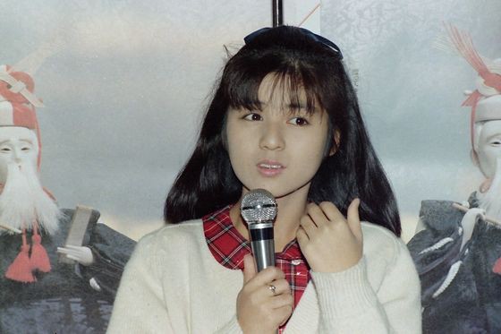 佐野量子８ 世紀アイドル写真館