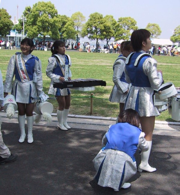 01年 横浜開港記念みなと祭 国際仮装行列 第49回 ザ よこはまパレード その１０ 孝道山編 非日常的まったり通信