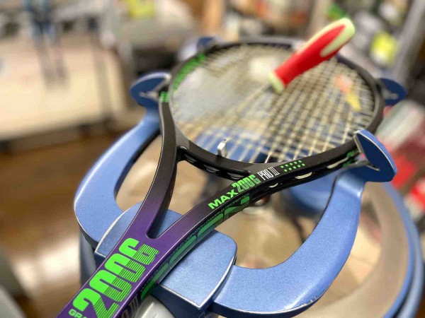 MAX200G PROⅢ : テニスショップ裏日記