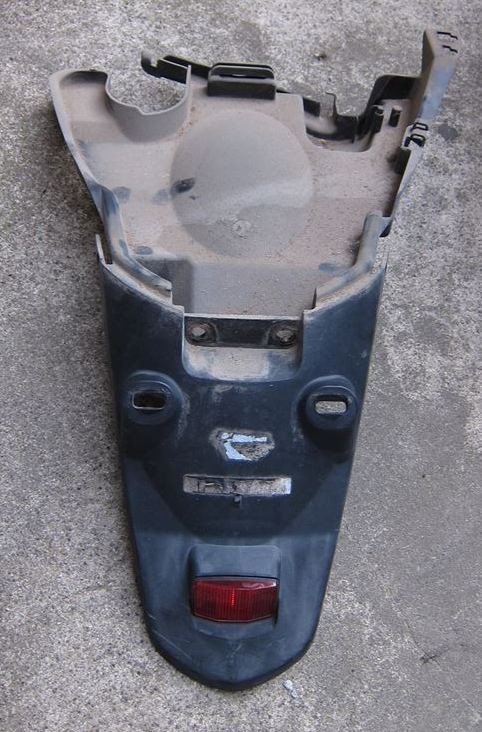 リアフェンダーカット ついでに掃除 Af61 こんなとこから