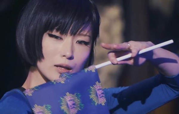 椎名林檎がキレる 原爆万歳グループbts Mステ 出演で一触即発 芸能バタフライ