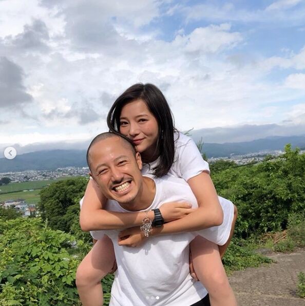 テラハ 寮長こと中村貴之 入籍を報告 Terracehouse Lovelog