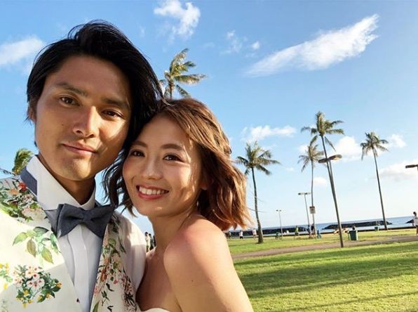 テラハ出演の寺島速人 モデルの鈴木あやが結婚発表 Terracehouse Lovelog