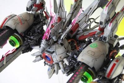 ガンプラビフォーアフター 最弱 のボールを 最強 兵器に魔改造 ガンプラは妄想を具現化できる最高の遊び場 みんみん芸速 W