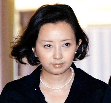 ラブホ不倫 の高橋由美子 所属事務所との契約終了 みんみん芸速 W