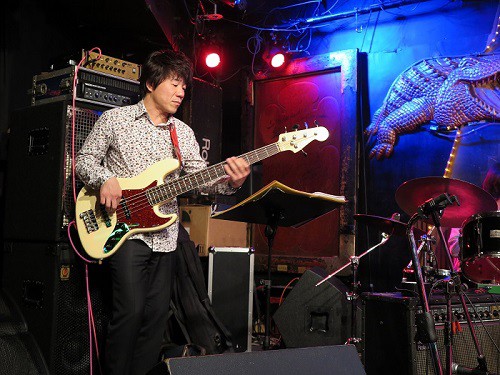 11 25原宿クロコダイル ライブレポート Guitarist Tomoko のブログ