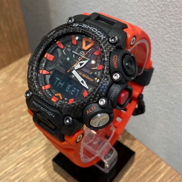 美品　g-shock グラビティマスター　GR-B200 オレンジ G-SHOCK GR-B200 オレンジ/ブラック G-SHOCK GR-B200 オレンジ/ブラック