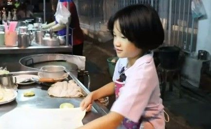 9才のタイ少女の巧みなテクニック タイランド動画館