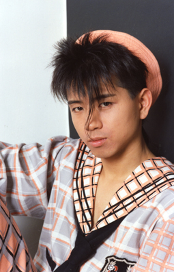 ヘアメイク30年史 ‐序 ／松田聖子から工藤静香へ : 506機関