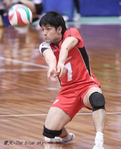 豊田合成トレフェルサ バレーボール ユニフォームパンツ 写真ギャラリー | 豊田合成トレフェルサ