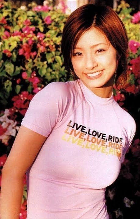 入籍発表 上戸彩とエグザイルのhiroがついに結婚 画像あり ひたすら映画を観まくる日記アルティメット エディション