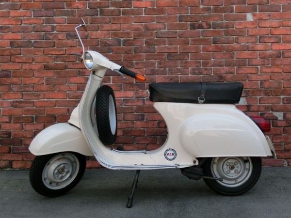 VESPA 100ビンテージ : ヨーロピアンシングル＆ツイン『TICKLE』