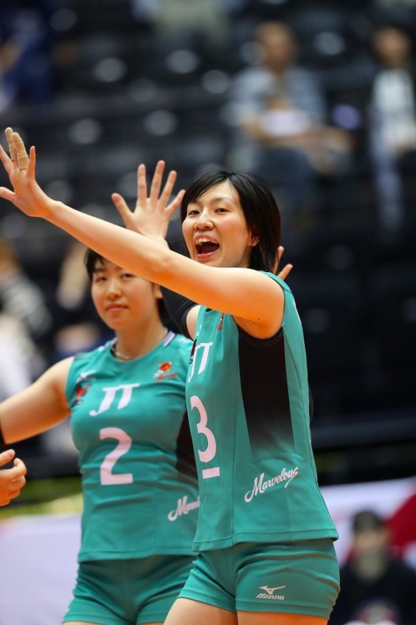 元全日本女子バレー奥村麻依選手実使用ポロシャツ 元全日本女子バレー奥村麻依選手実使用ポロシャツ バレーボール