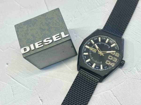 DIESEL MS9 DZ2176 腕時計 クォーツ DIESEL MS9 DZ2176 腕時計 クォーツ