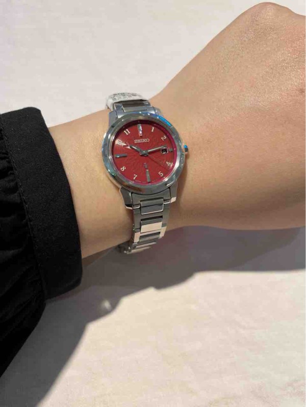 ほぼ新品 セイコールキア SSQV085 電波ソーラー レッド 赤色 SSQV085_ima_2_2021_1080x.png?v