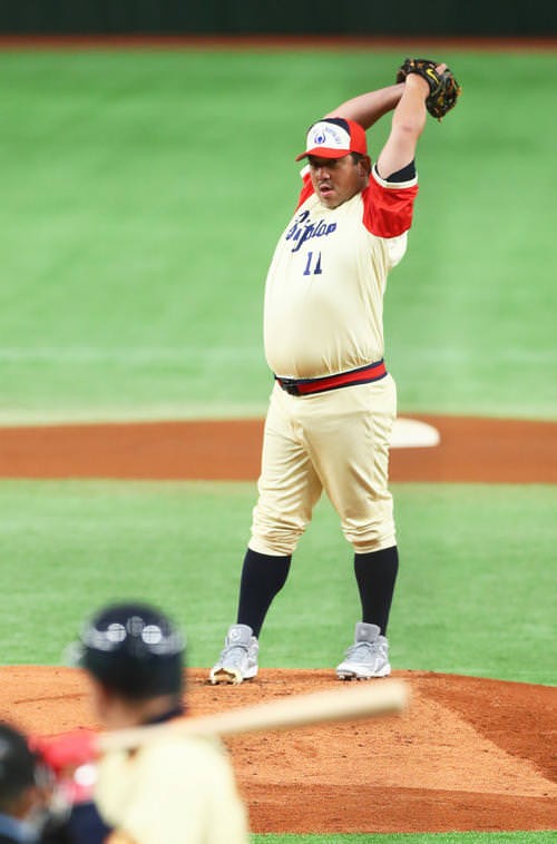 肥満体になってしまった元プロ野球選手 虎 Lucky 肥満体になってしまった元プロ野球選手 虎 Lucky