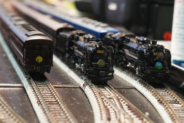 Nゲージデスクトップレイアウト □KATO製「デスクトップレイアウト」半完成品 24-001 ウッドマンクラブ