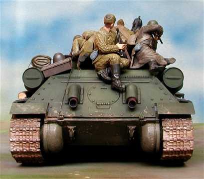 ◉SU-100（ZVEZDA 1/35）2001年12月完成 : T.M.のプラモMUSEUM