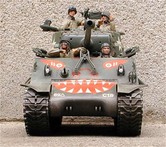 ◉M4A3E8 シャーマン （DRAGON 1/35）2005年6月完成 その後、キャタピラ変更。 : T.M.のプラモMUSEUM