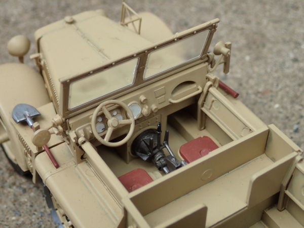 Hanzer6813 様　MINICHAMPS ハーフトラック Hanzer6813 様MINICHAMPS ハーフトラック