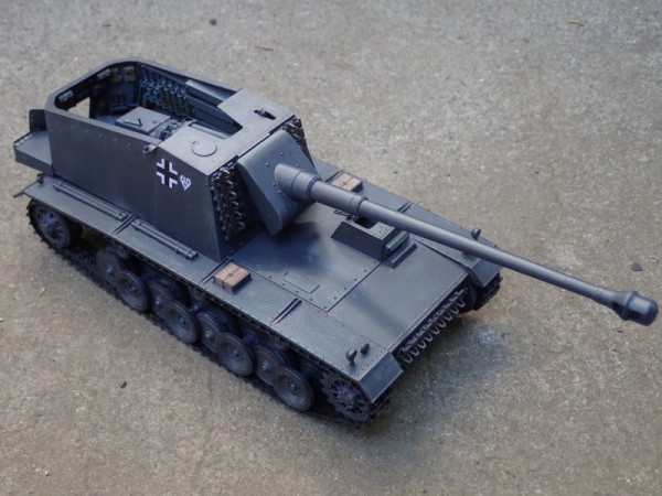 ◉シュタール・エミール 12.8cmPaK40搭載装甲自走砲（TRUMPETER 1/35