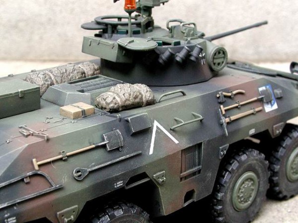 ◉ルクス 8輪装甲偵察車（REVELL 1/35）2005年1月完成 : T.M.のプラモ